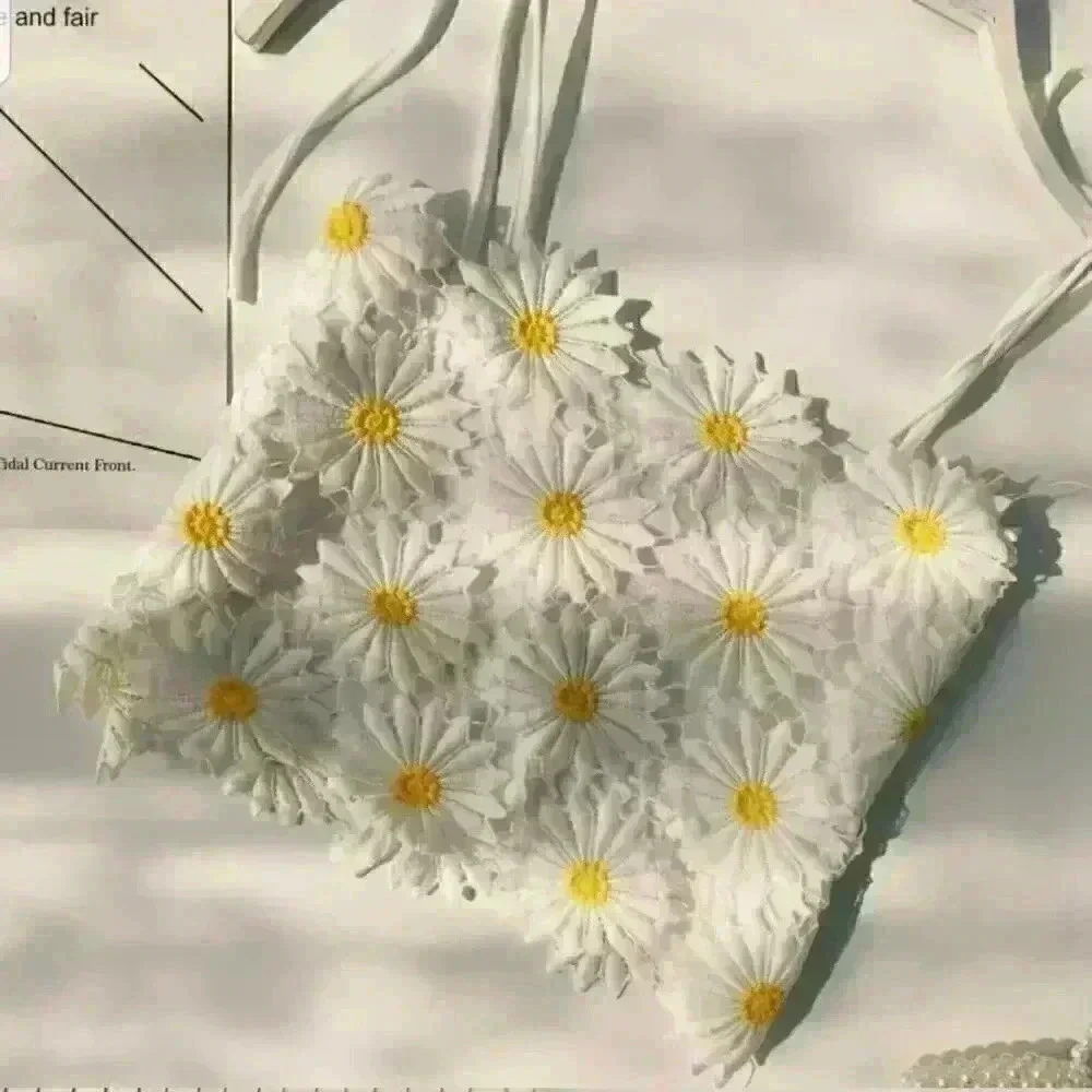 Beautiful Daisy Tank Top🌼 - Picture 9 of 15